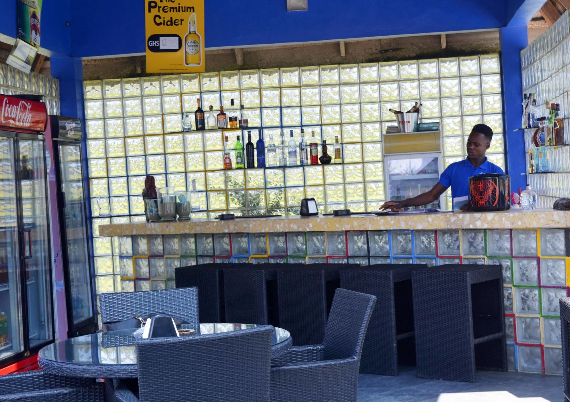 Blue Diamond Beach Resort Apam ภายนอก รูปภาพ